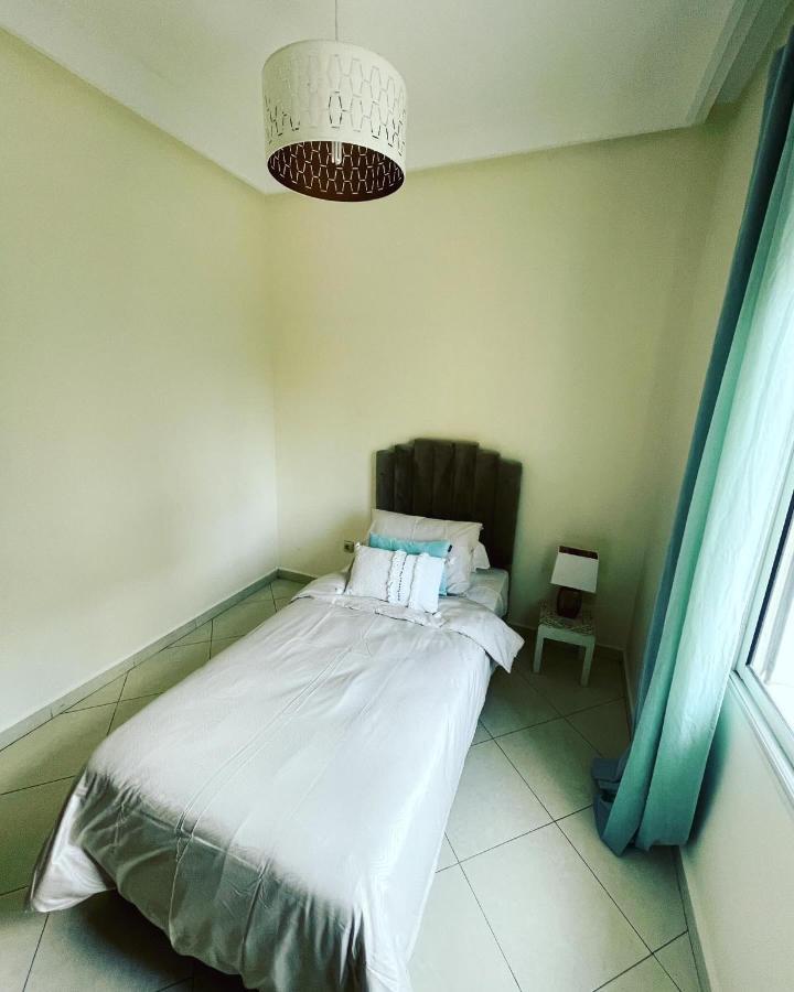 Petit 68m2 Quartier Bourgogne Apartment